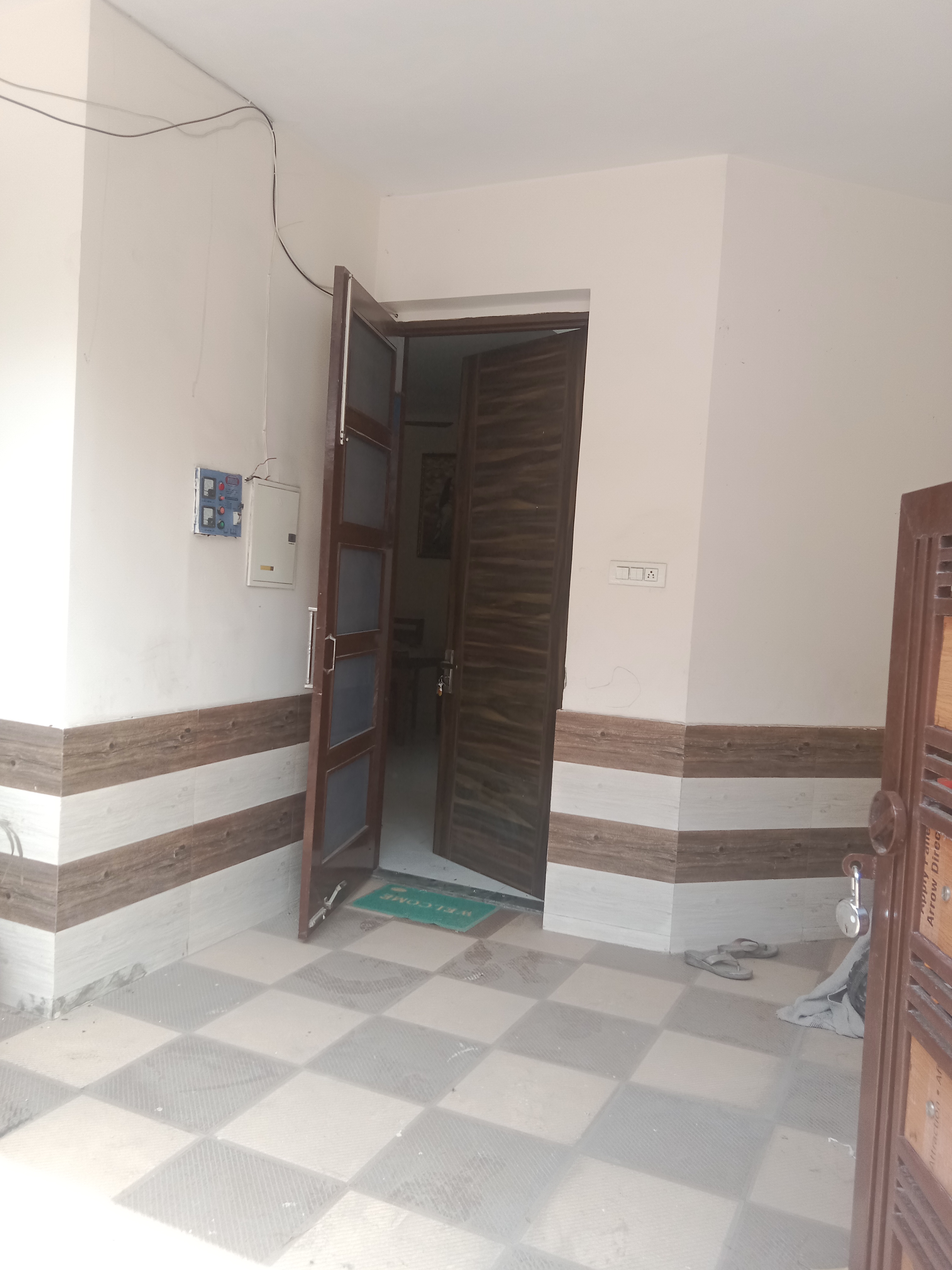 3 BHK + Servant Room Villa For Rent in Aggarwal Property 