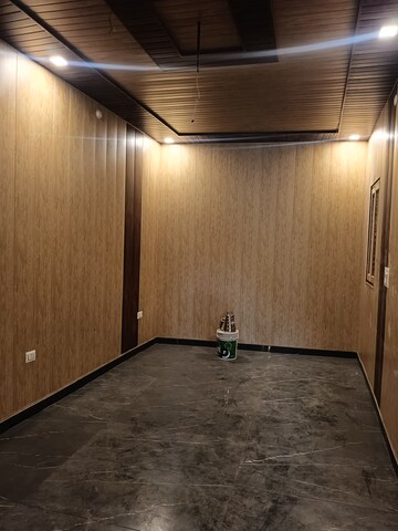 Room in 2 BHK Independent House at Partapur – for Sale