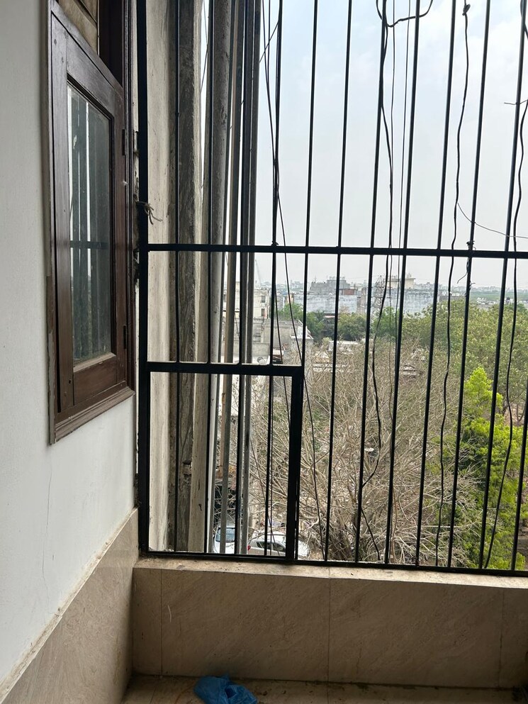 Balcony, saket 1 Bedroom 550 Sq.Ft. Builder Floor In Saket Delhi 8851295