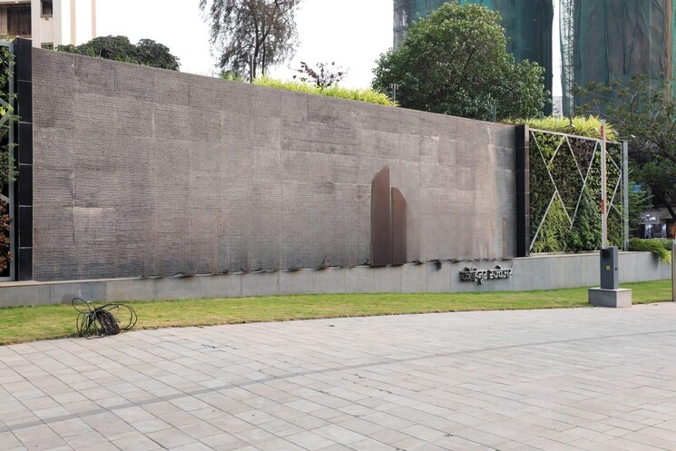 Swimming Pool, kohinoor-square-phase-2 Commercial Office Space 2000 Sq.Ft. In Dadar West Mumbai 8851291