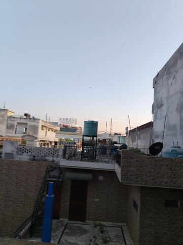 2 BHK Builder Floor – Exterior View View at Dwarka Mor - for Rent