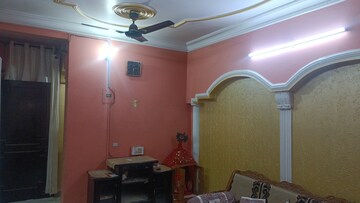 Living Room in 1 BHK Builder Floor at Vaishali Sector 5 – for Rent