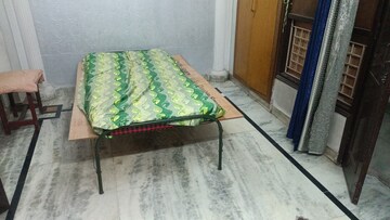 Bedroom in 1 BHK Builder Floor at Vaishali Sector 5 – for Rent