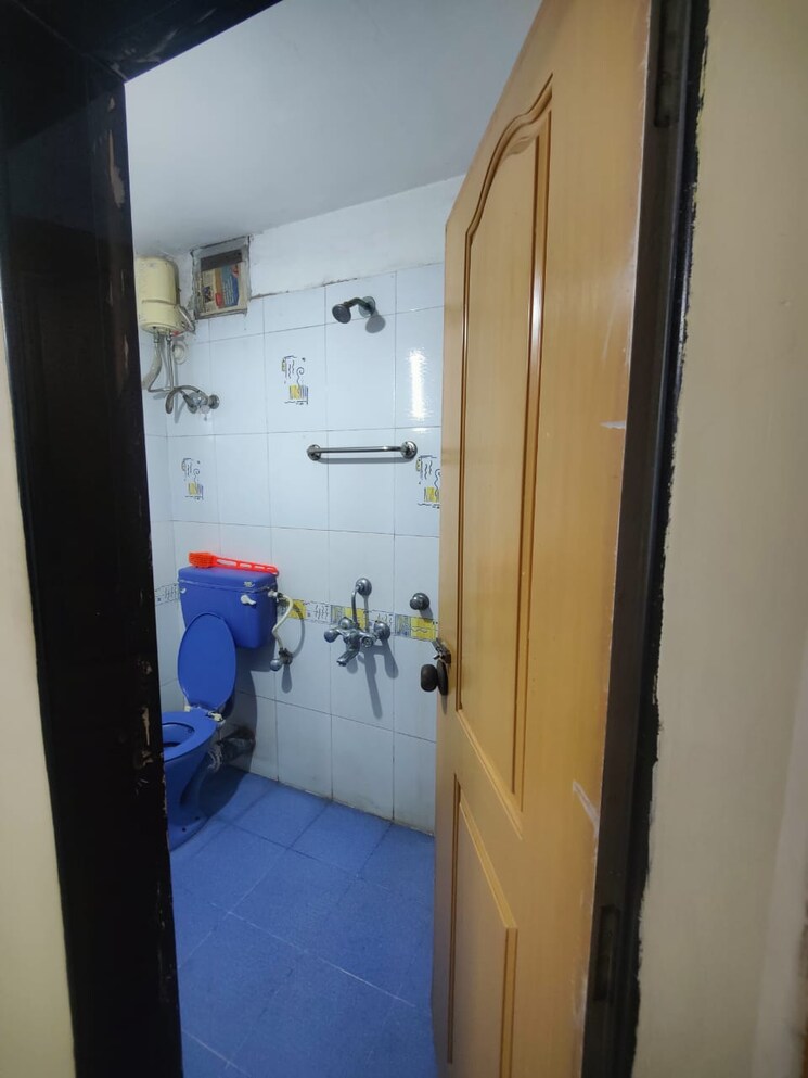 Bathroom, gajra-bhoomi-tower 2 Bedroom 1100 Sq.Ft. Apartment In Kharghar Navi Mumbai 8851298