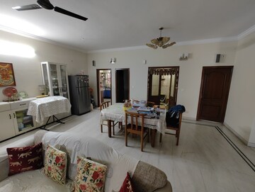 Living Room in 3 BHK Builder Floor at Jayanagar – for Rent