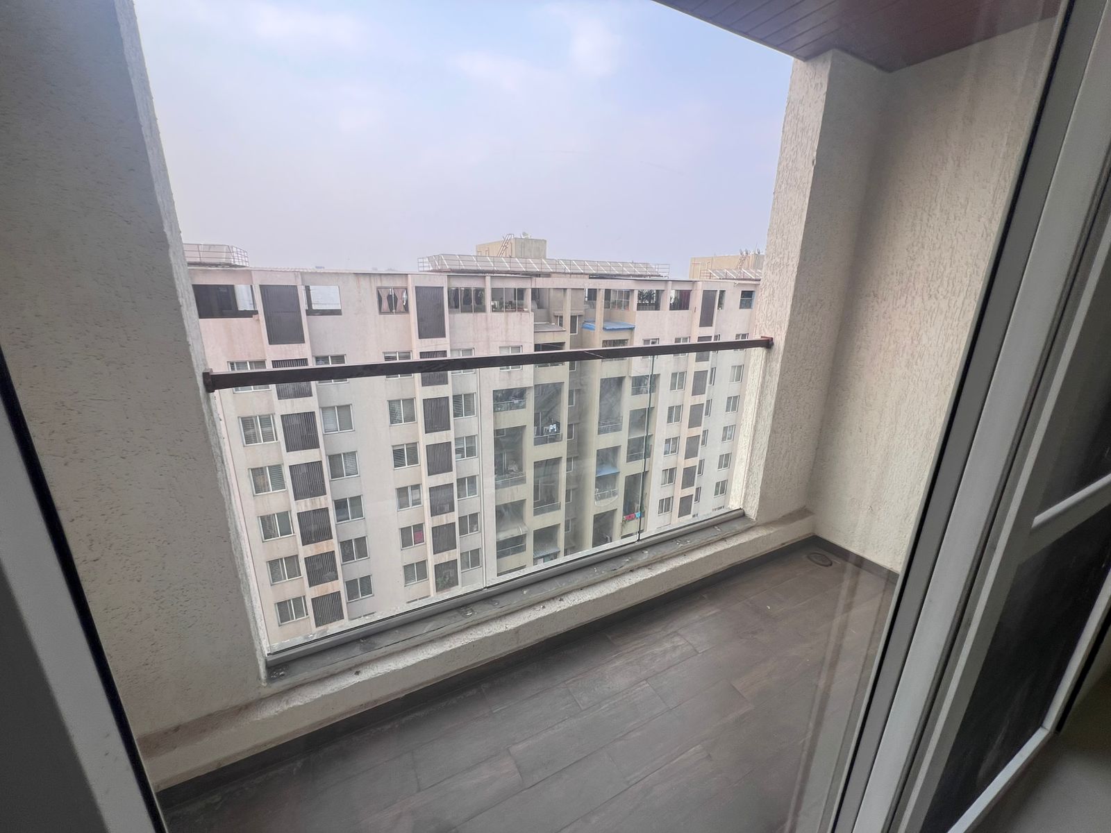 3 BHK + Extra Room 1350 Sq.Ft. Apartment in Gera Planet Of Joy