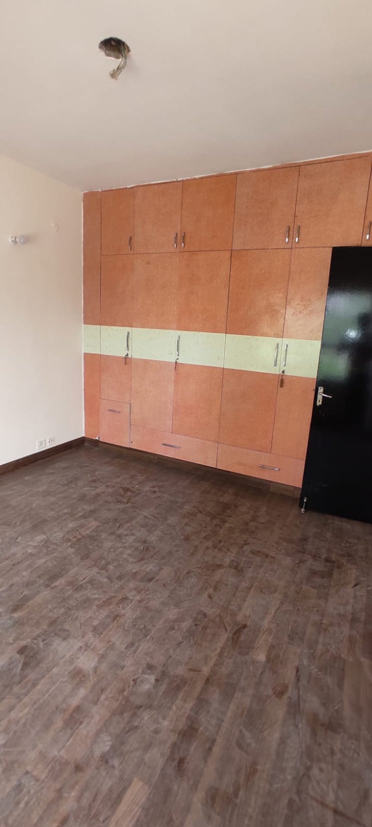 Bathroom, bptp-park-grandeura 3 Bedroom 2032 Sq.Ft. Apartment In Sector 82 Faridabad 8851336