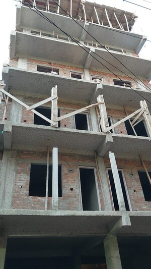 2 BHK Builder Floor For Sale in Motijheel
