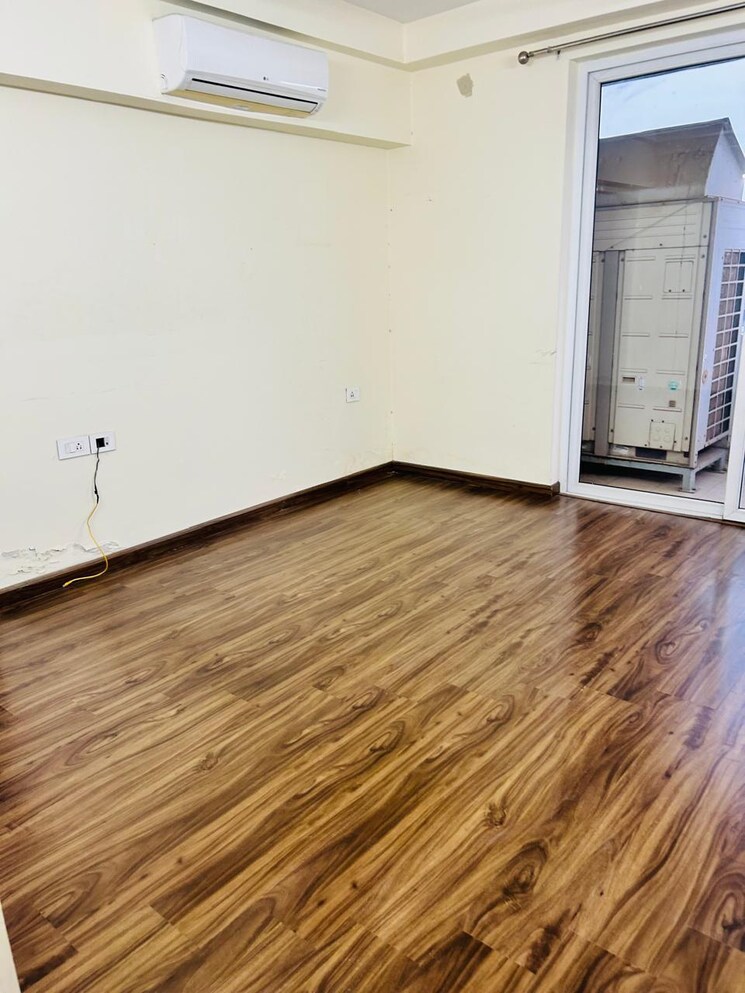 Room, emaar-palm-terraces-select 4 Bedroom 2410 Sq.Ft. Apartment In Sector 66 Gurgaon 8851332