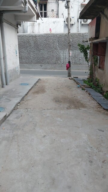 Parking in 2 BHK Builder Floor at South Dum Dum – for Sale