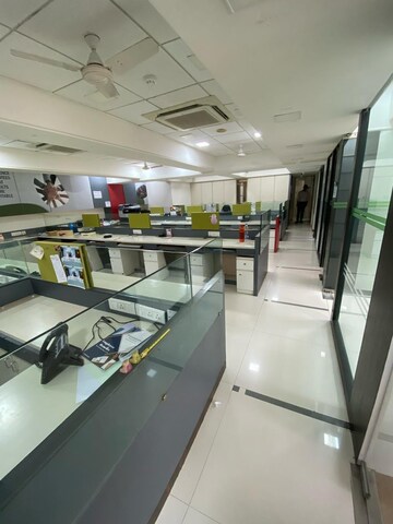 Team Area in  Office Space at Raheja Center, Nariman Point – for Rent
