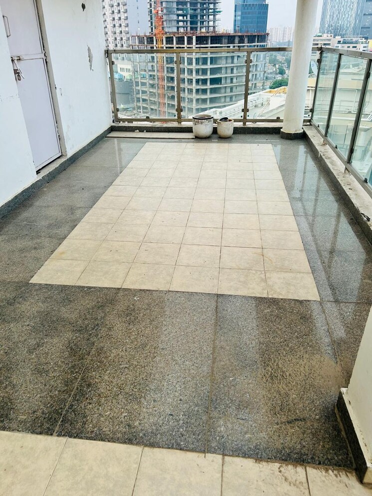 Terrace, emaar-palm-terraces-select 4 Bedroom 2410 Sq.Ft. Apartment In Sector 66 Gurgaon 8851358