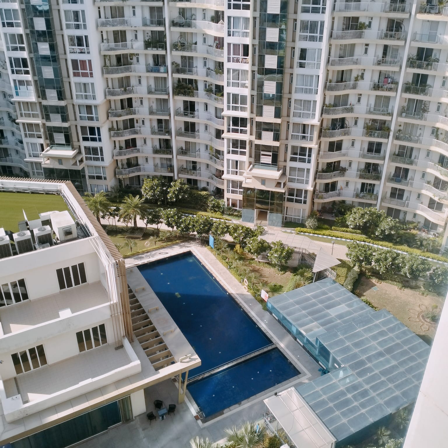 4 BHK + Servant Room,Study Room,Extra Room Apartment For Rent in Emaar Palm Terraces Select