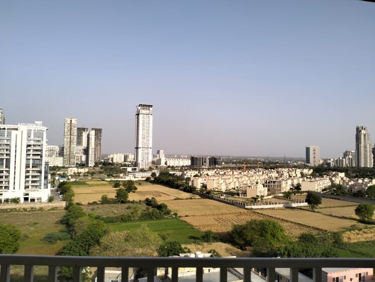 Balcony, emaar-palm-terraces-select 4 Bedroom 2410 Sq.Ft. Apartment In Sector 66 Gurgaon 8851358