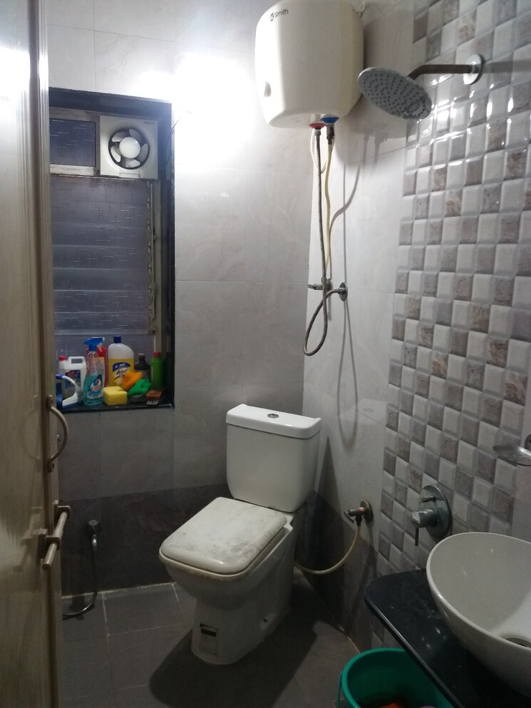Bathroom, bhandarkar road 2 Bedroom 1100 Sq.Ft. Apartment In Bhandarkar Road Pune 8851389