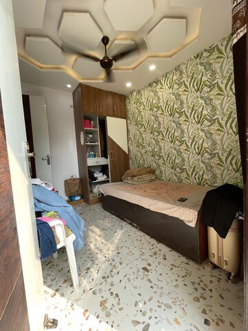 Master Bedroom in 2 BHK Builder Floor at Dwarka Mor – for Rent