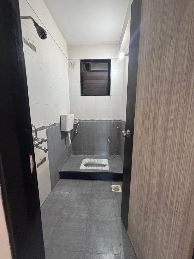 Bathroom, mahavir-astha 2 Bedroom 1130 Sq.Ft. Apartment In Kharghar Navi Mumbai 8851402