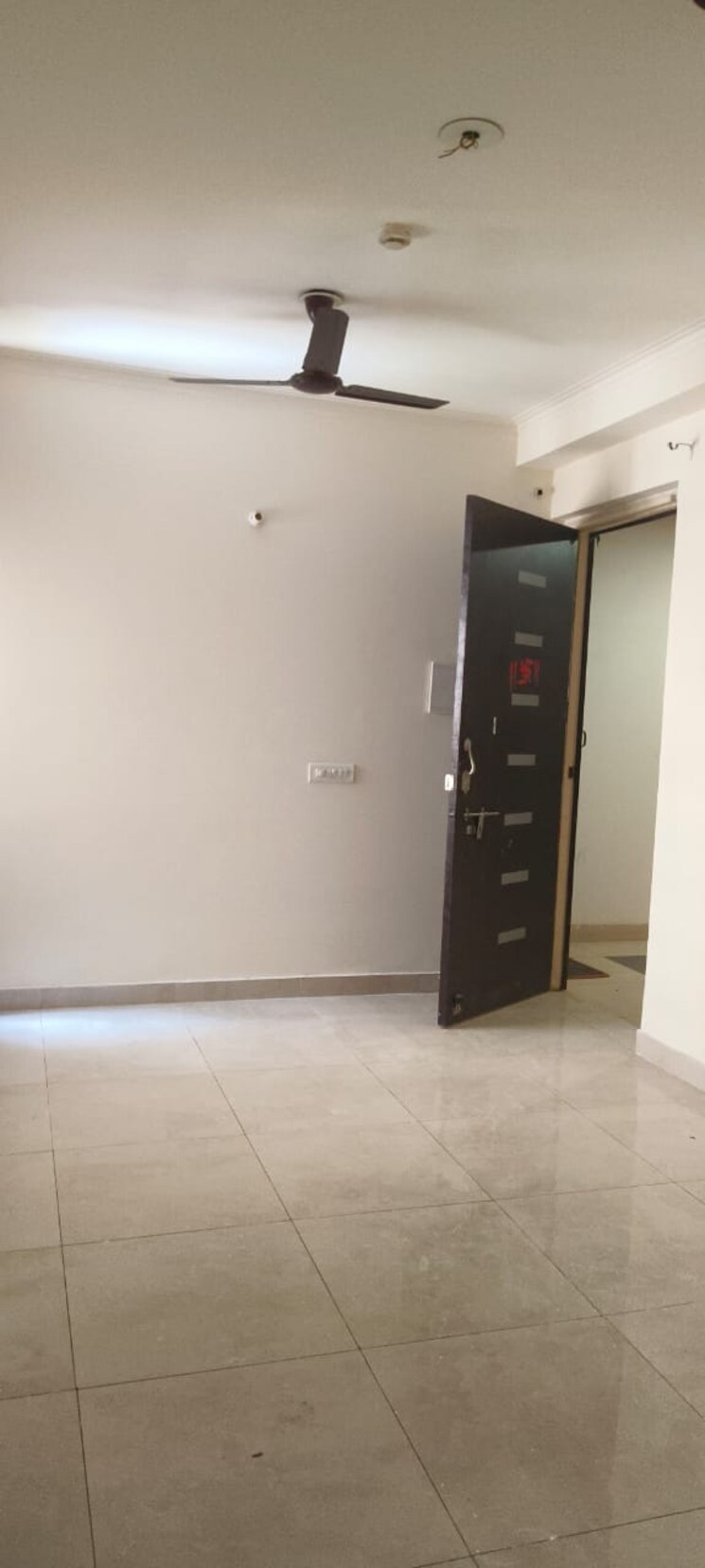 undefined, gaur-city-2-14th-avenue 3 Bedroom 1175 Sq.Ft. Apartment In Sector 16c Greater Noida Greater Noida 8851414