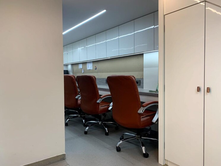 Team Area, gajra-bhoomi-heights Commercial Shop 650 Sq.Ft. In Kharghar Navi Mumbai 8851412