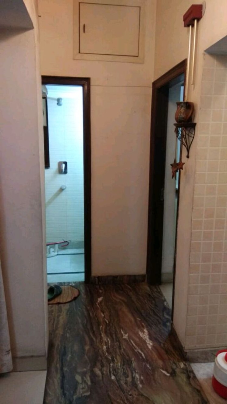 Other, janakpuri 2 Bedroom 1100 Sq.Ft. Apartment In Janakpuri Delhi 8851426