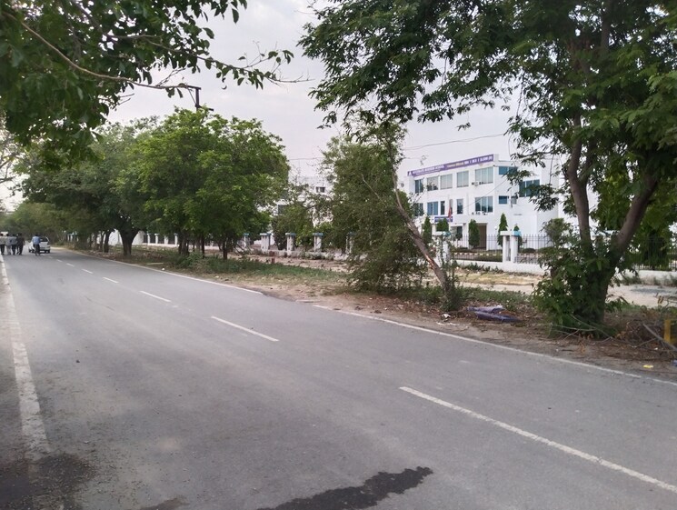 Exterior View, imperia-h2o-residency  200 Sq.Yd. Plot In Knowledge Park V Greater Noida Greater Noida 8851458