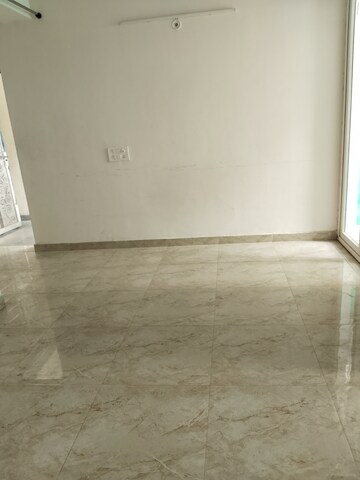 Room in 2 BHK Apartment at Amrapali Leisure Park, Amrapali Leisure Valley – for Rent