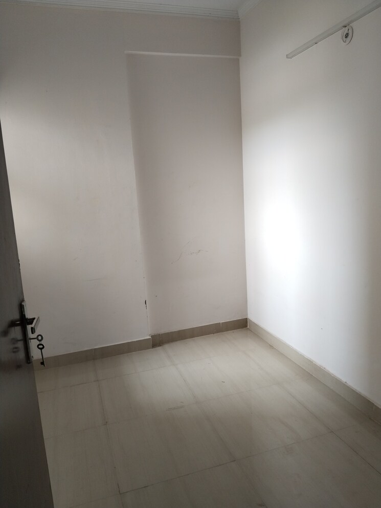 Room, amrapali-leisure-park 2 Bedroom 955 Sq.Ft. Apartment In Amrapali Leisure Valley Greater Noida 8851465