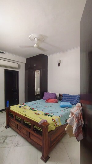 Bedroom in 3 BHK Builder Floor at Unitech South City II, Sector 50 – for Sale