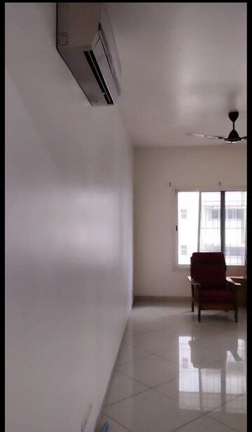 Room in 4 BHK Apartment at Puzhakkal – for Sale