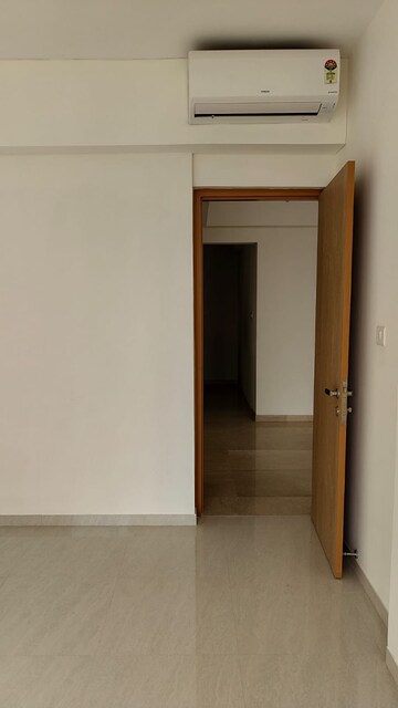 2 BHK Apartment For Rent in Lodha Casa Viva, Majiwada