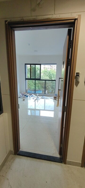 Room in 1 BHK Apartment at Godrej Urban Park, Chandivali – for Rent