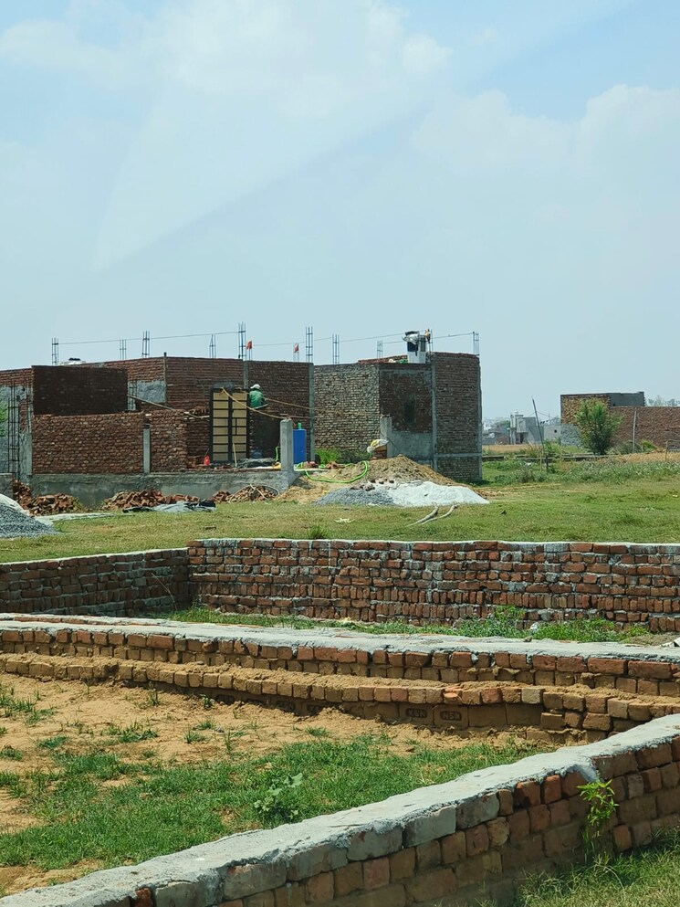 undefined, faridabad central  800 Sq.Yd. Plot In Faridabad Central Faridabad 8851619