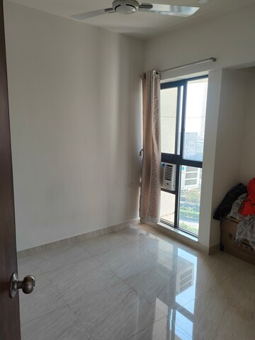 Room in 1 BHK Apartment at Lodha Crown Quality Homes, Majiwada – for Rent