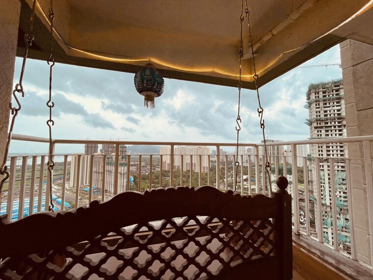 Balcony, kolshet road 2 Bedroom 735 Sq.Ft. Apartment In Kolshet Road Thane 8851661