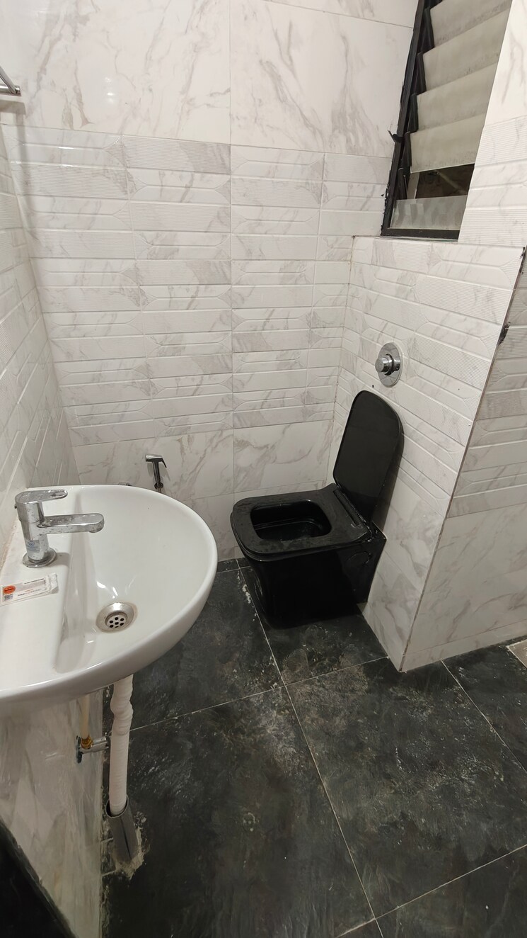 Bathroom, gokhalenagar Pg For Girls In Gokhalenagar 8851711