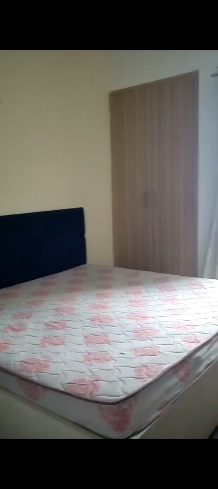 Bedroom, sunworld-arista 1 Bedroom 615 Sq.Ft. Apartment In Sector 168 Noida 8851727