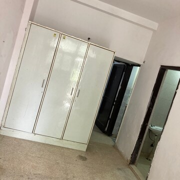 2 BHK Independent House For Rent in RWA Apartments Sector 27, Sector 27