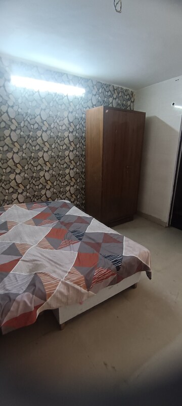 Bedroom in 2.5 BHK Builder Floor at Ashok Nagar – for Rent