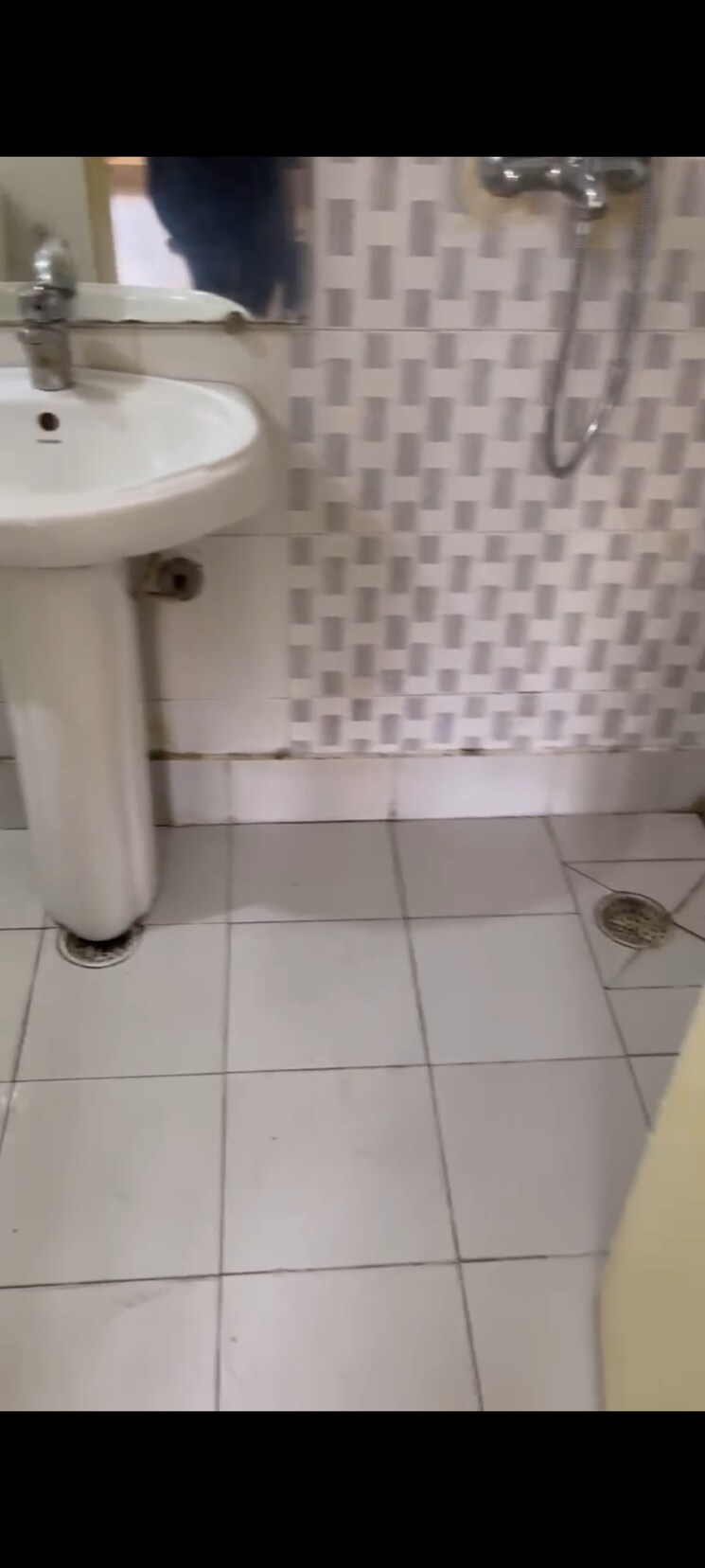 Master Bedroom, gaurs-global-village 2 Bedroom 722 Sq.Ft. Apartment In Sain Vihar Ghaziabad 8851772