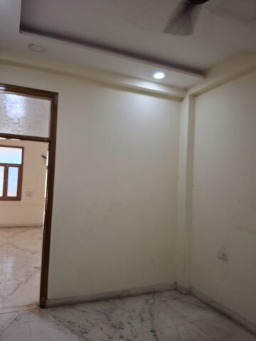 Living Room in 3 BHK Builder Floor at Vaishali Sector 4 – for Rent