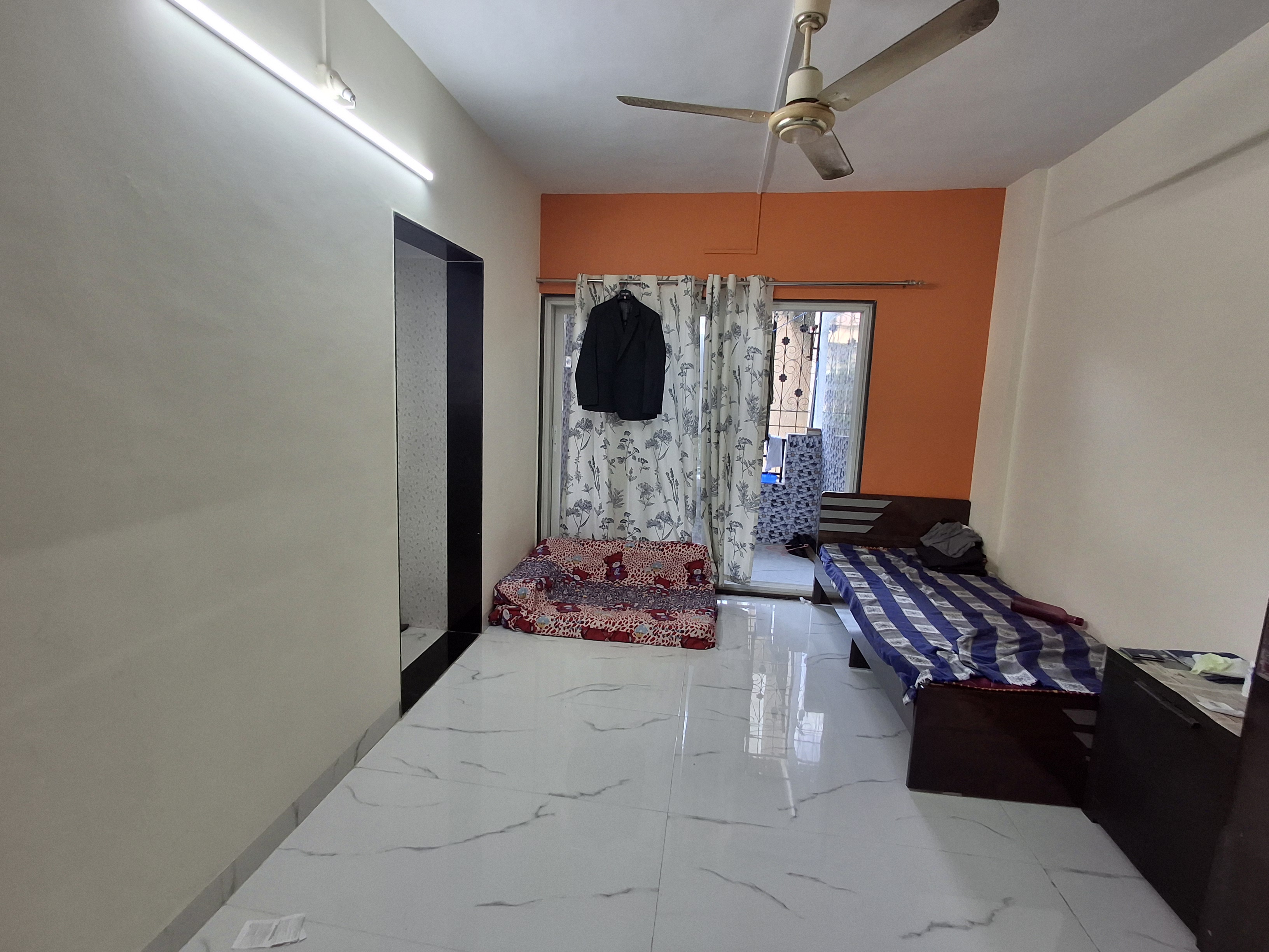 1 BHK 600 Sq.Ft. Apartment in Karan Ashiyana