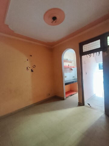 Kitchen in 1 BHK Builder Floor at Vaishali Sector 3 – for Rent