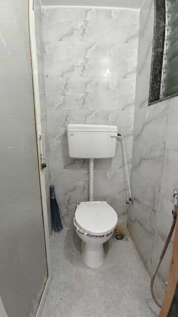 Bathroom in 1 BHK Apartment at Goregaon West – for Rent