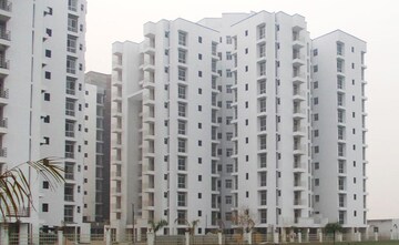 2 BHK Apartment – Exterior View View at Piyush Heights, Sector 89 - for Rent