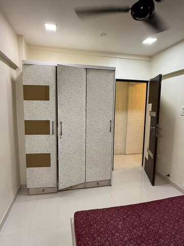 Bedroom in 2 BHK Apartment at Andheri West – for Rent