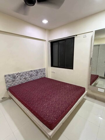 Bedroom in 2 BHK Apartment at Andheri West – for Rent