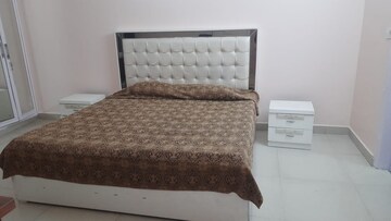 Bedroom in 4 BHK Apartment at Boutique Residential Apartments D-6 4, Vasant Vihar – for Rent