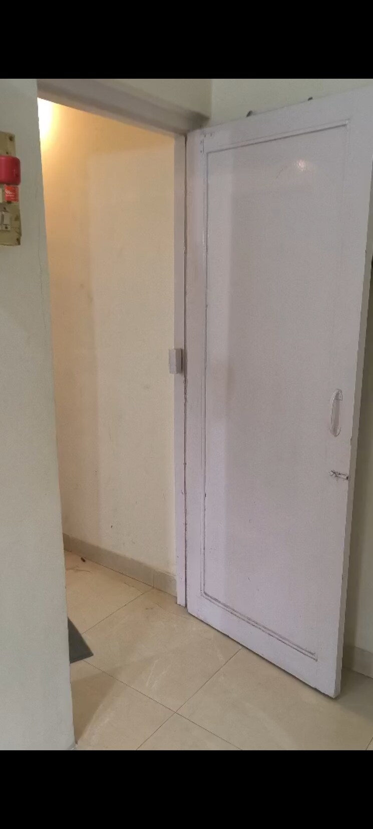 Room, andheri west 1 Bedroom 370 Sq.Ft. Apartment In Andheri West Mumbai 8851953