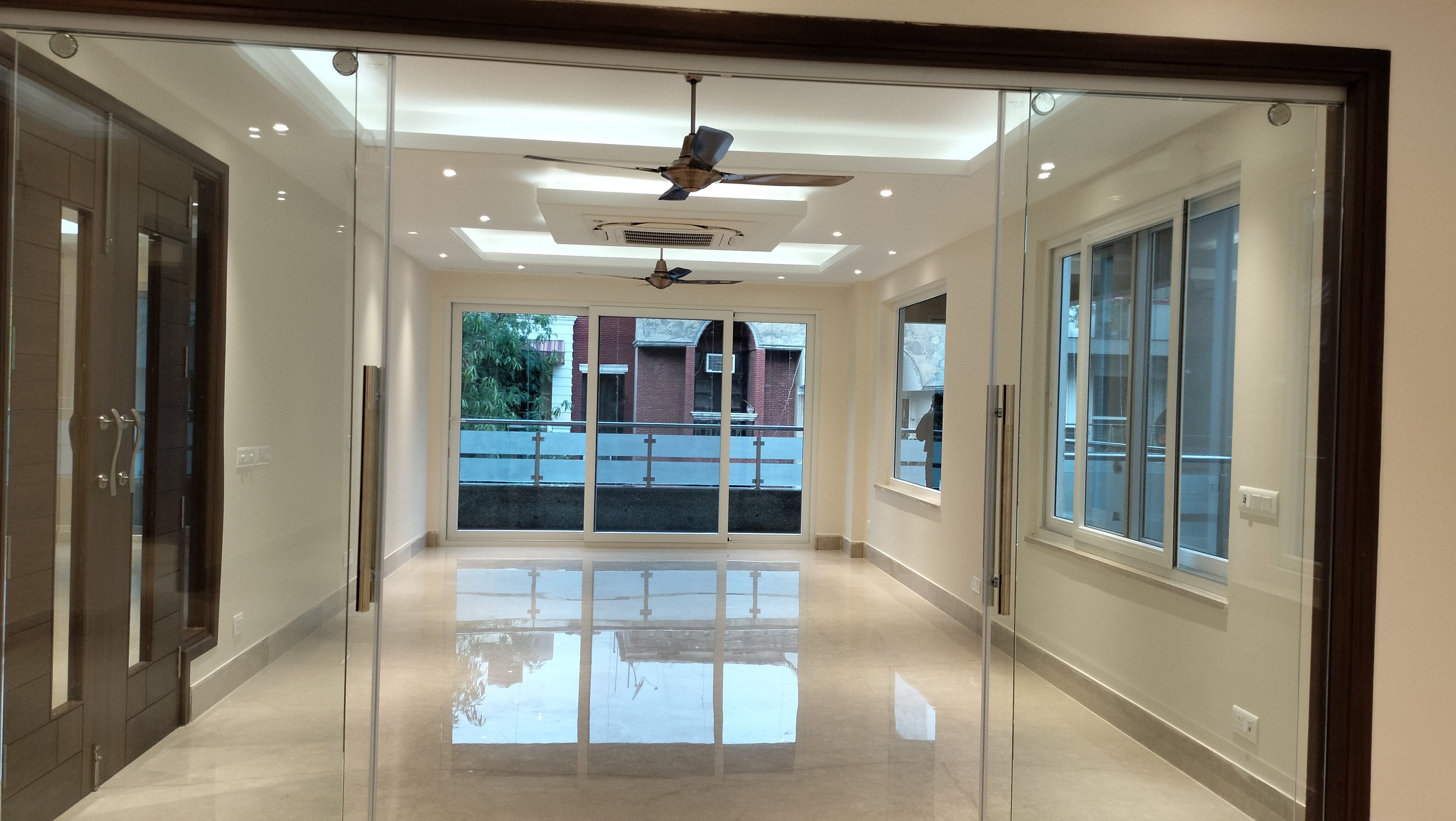 4 BHK + Pooja Room,Servant Room,Study Room,Extra Room Apartment For Rent in RWA Hauz Khas Block C 5