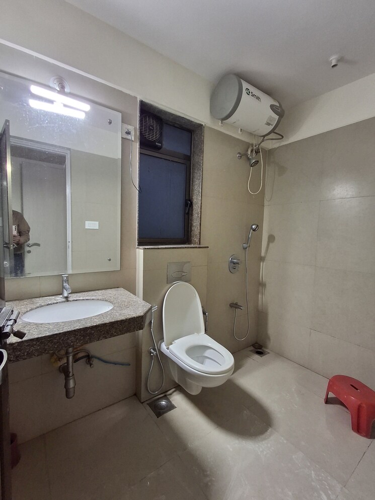 Bathroom, raheja-reflections-2-serenity 2 Bedroom 1103 Sq.Ft. Apartment In Kandivali East Mumbai 8851960